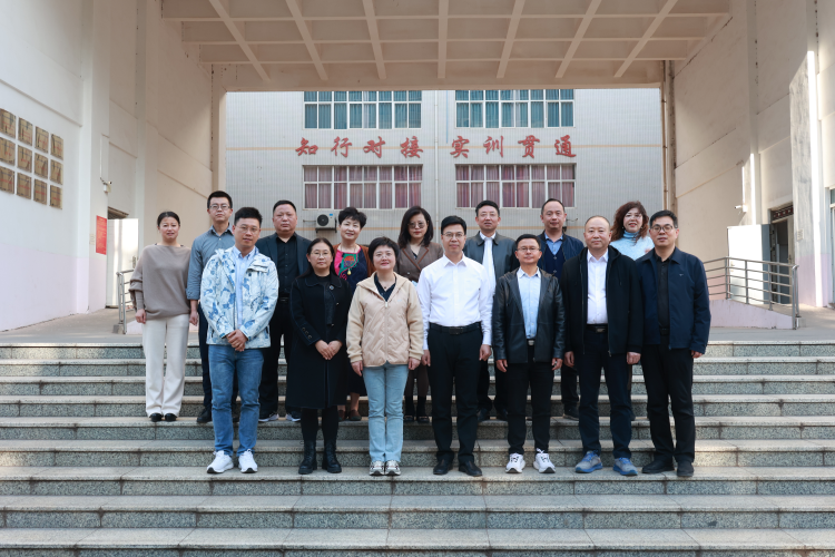 图片8 图片8
