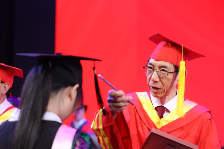 12姚书记 12姚书记