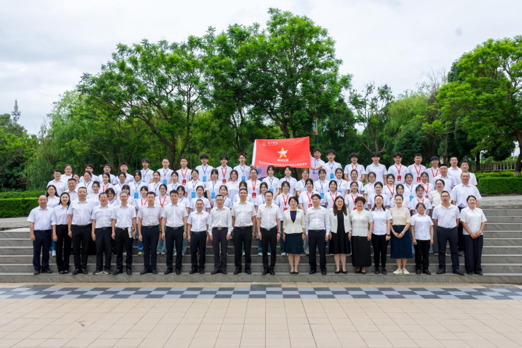 图片9 图片9