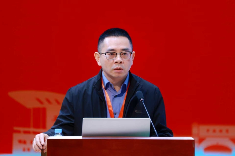 488069880697594c8599e3e0bb70a0dc