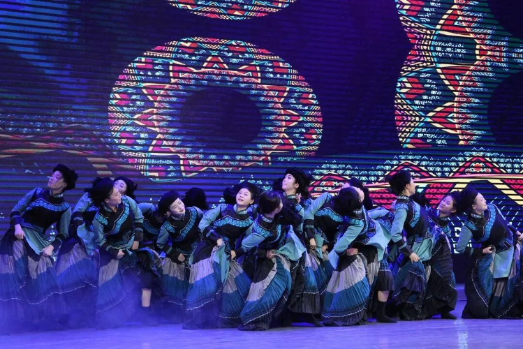 图片12 图片12