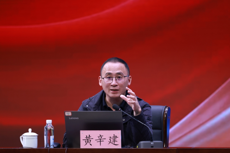 微信图片_20251030105706_785_327 微信图片_20251030105706_785_327