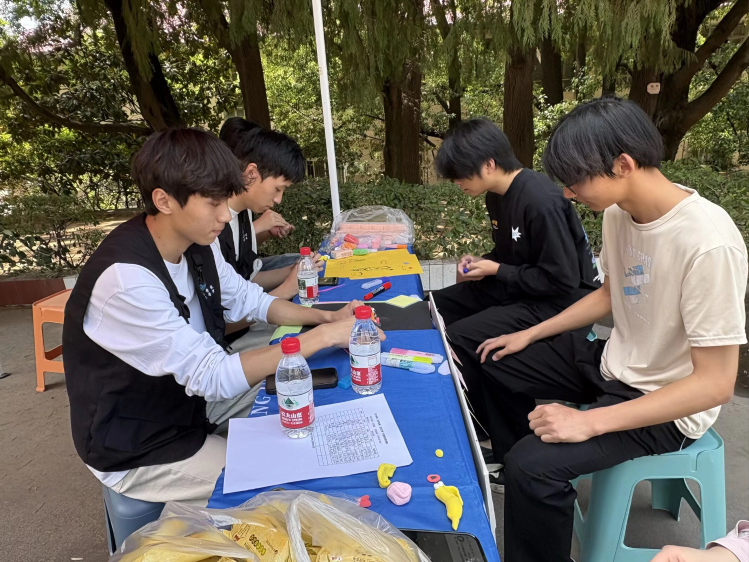 图片1 图片1